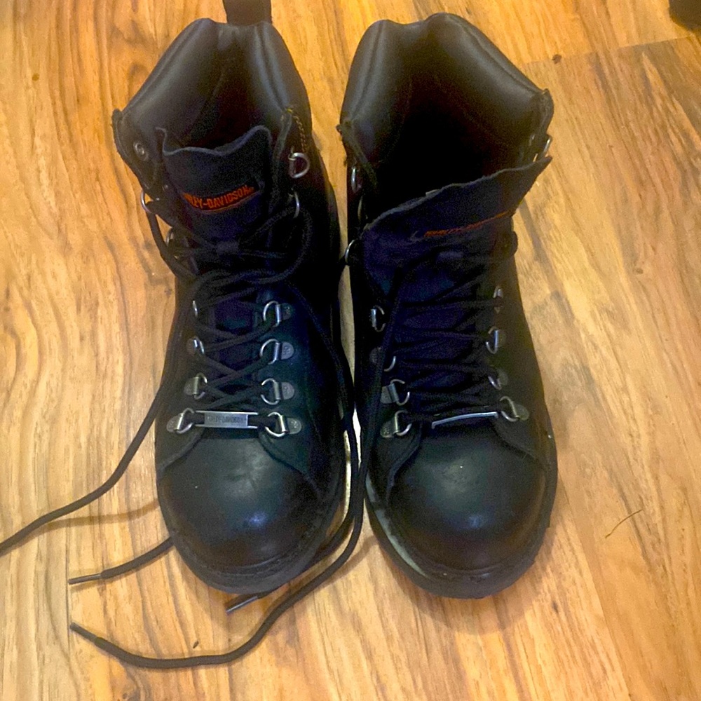 Lightly used steel toed